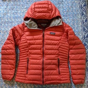 Patagonia Down Sweater Hoody Sumac Red Medium